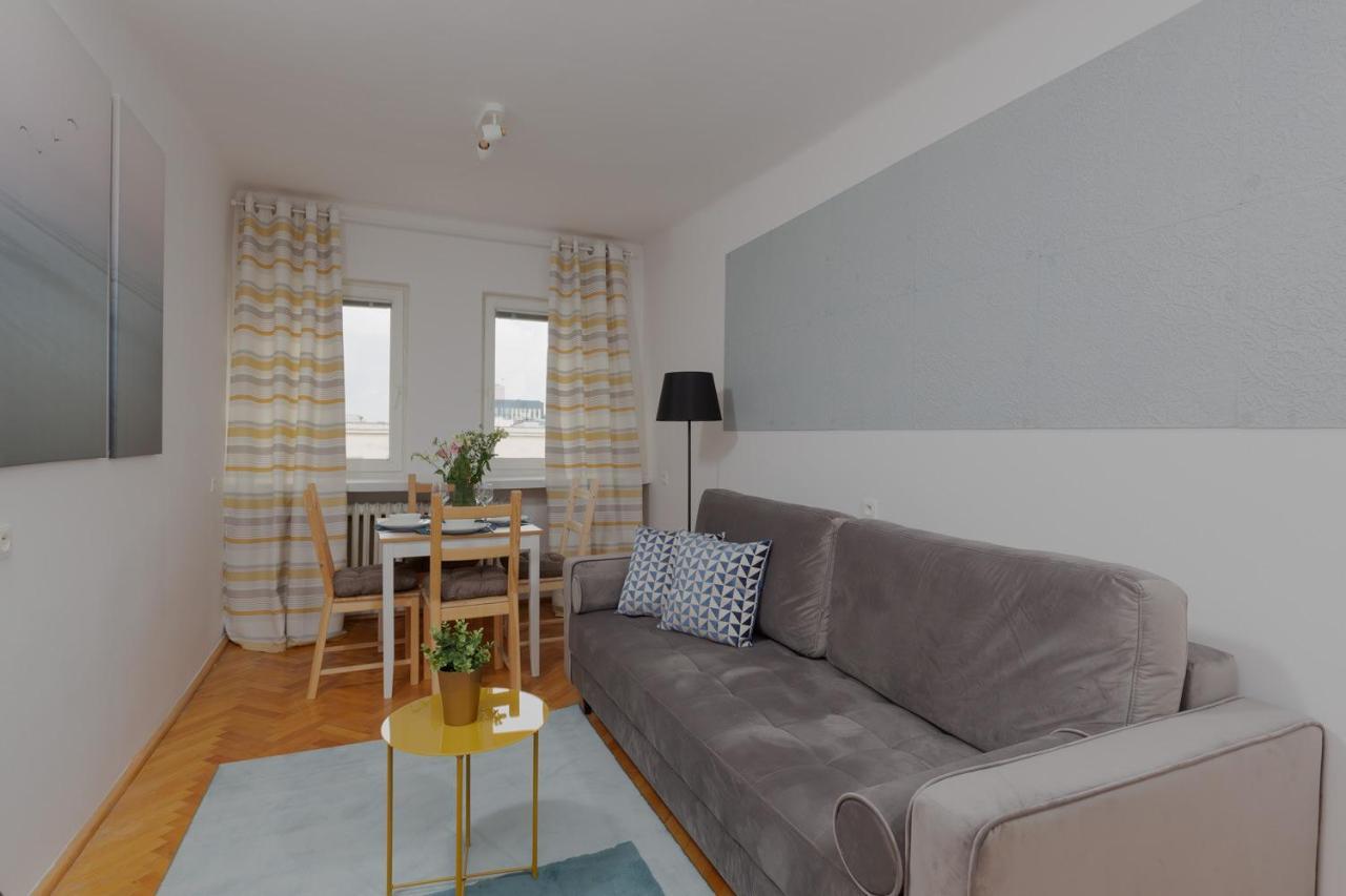 Apartment Stars Apartaments City Center By Noclegi Renters Warsaw